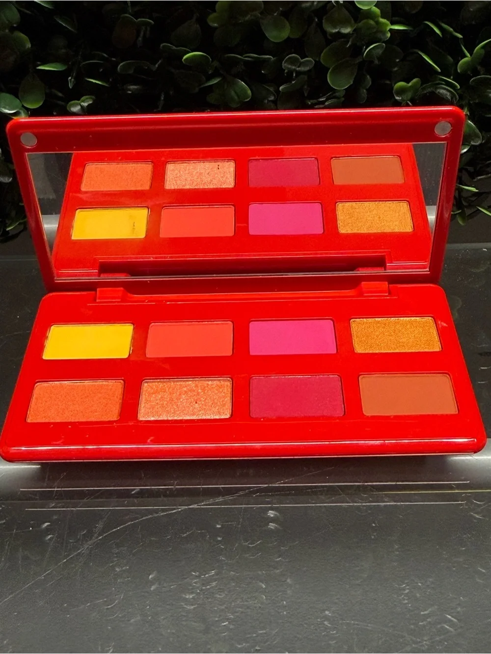Artist Couture compact eyeshadow